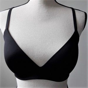 Auden Blue Lightly Lined Wireless Nursing Bra Women s Size 38DD Auden Blue Lightly Lined Wireless Nursing Bra Women s Size 38DD